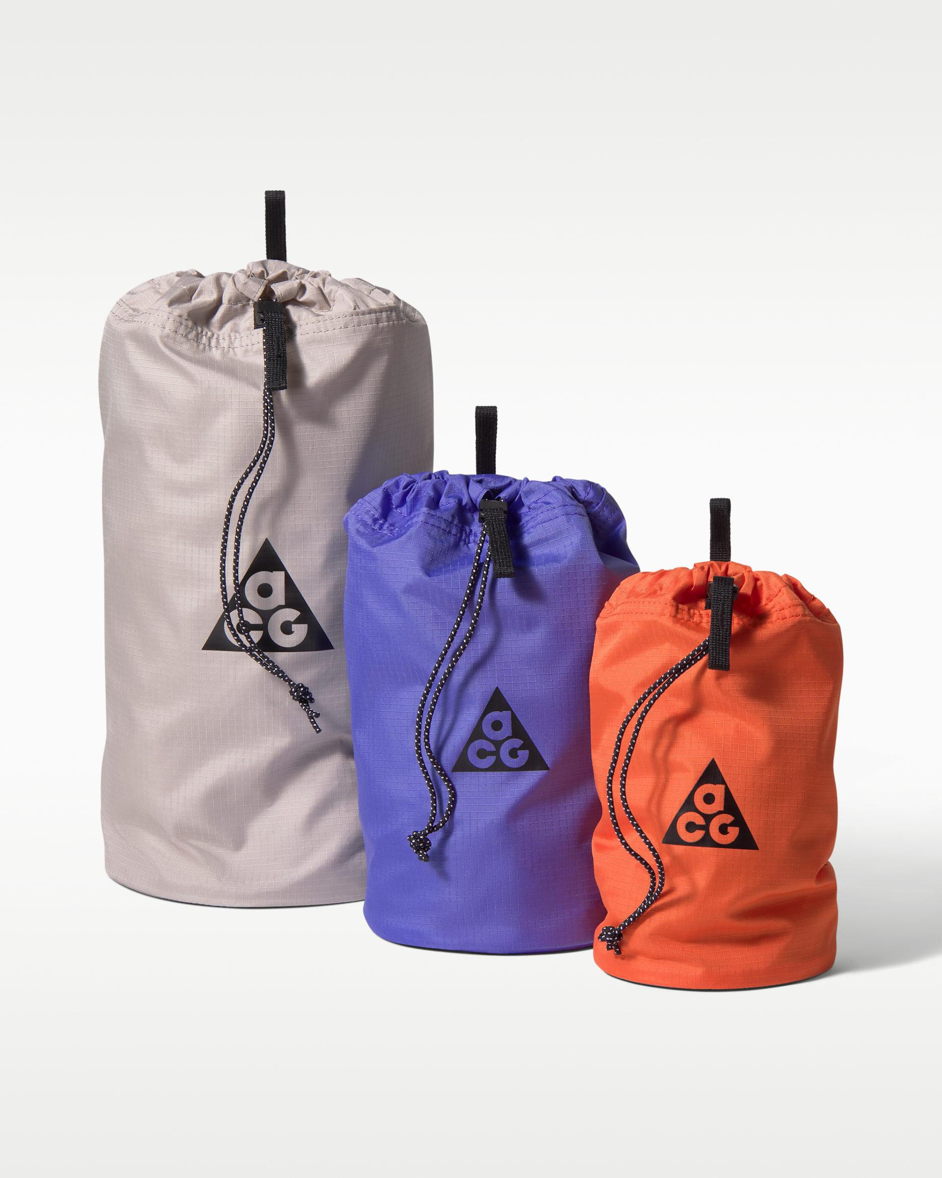 NIKE公式】ACG スタッフサック (3個セット).オンラインストア (通販サイト)